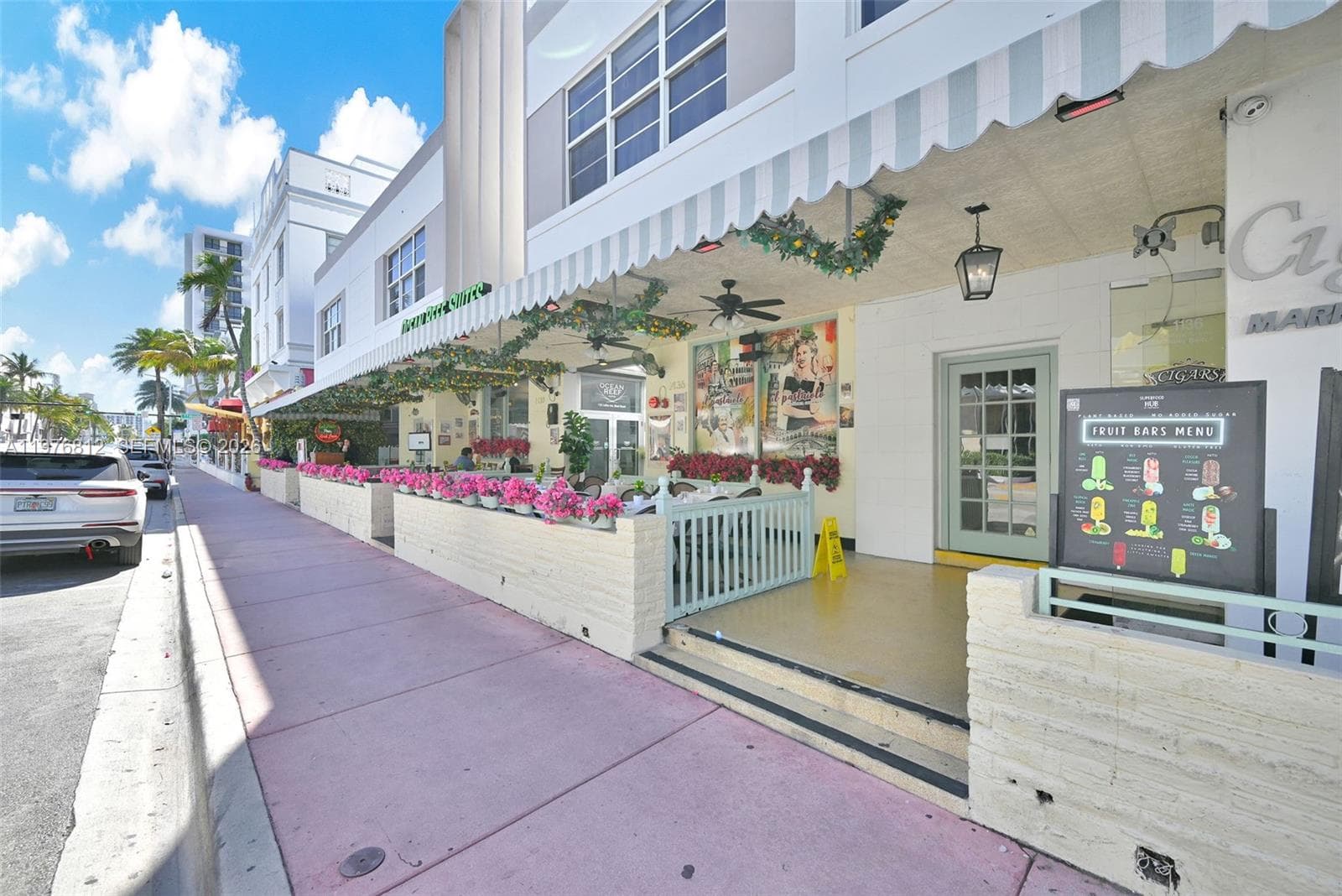 A11976812 — Miami Beach — 8