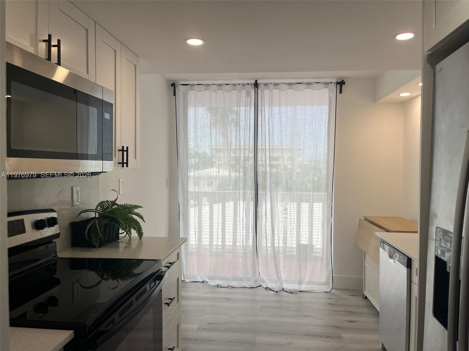 A11976979 — Miami Beach — 13