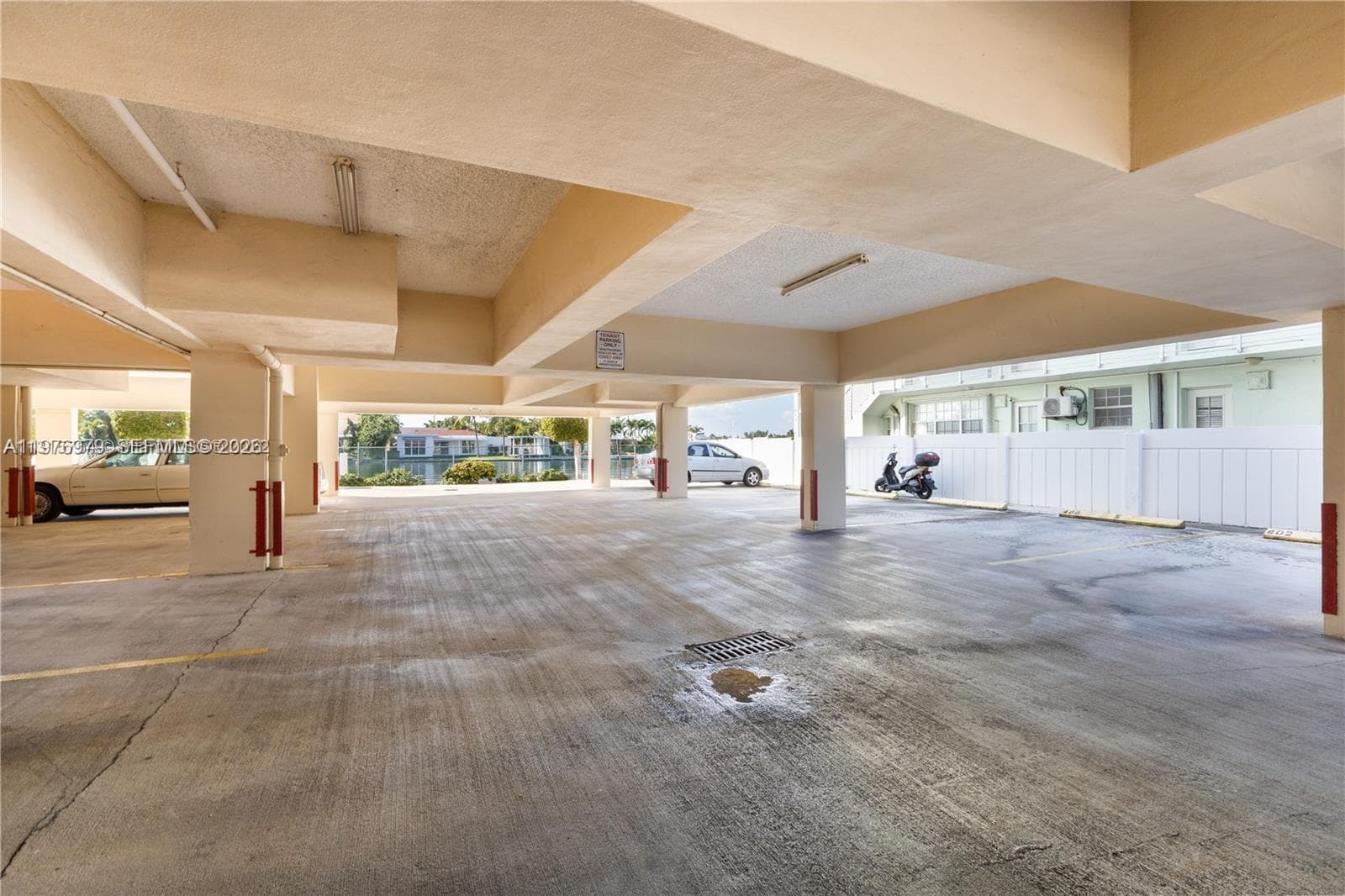 A11976979 — Miami Beach — 7