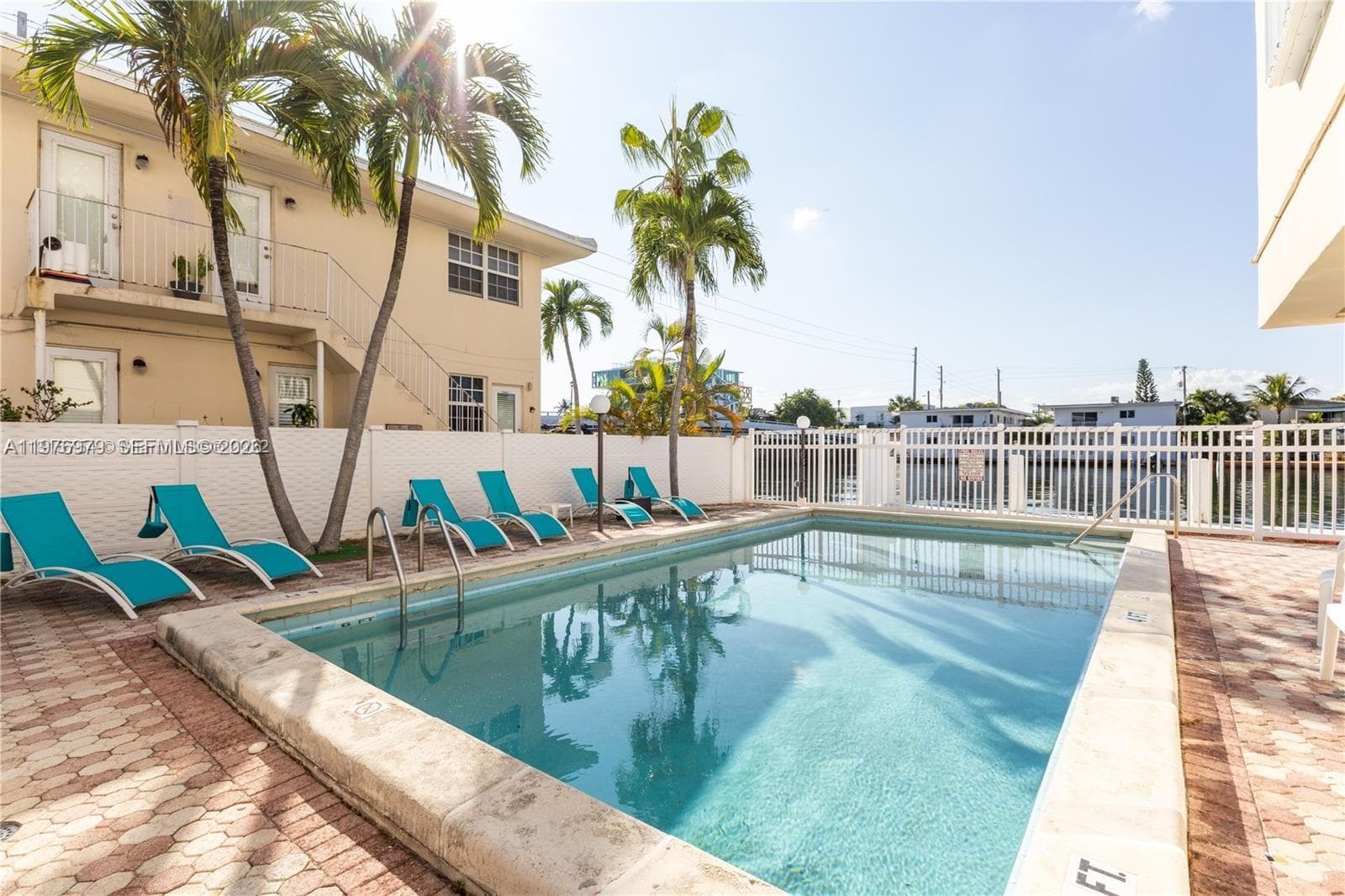 A11976979 — Miami Beach — 8
