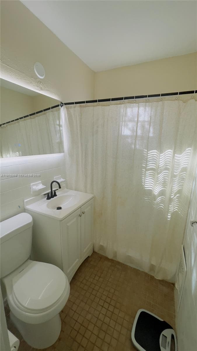 A11976989 — Miami Beach — 8