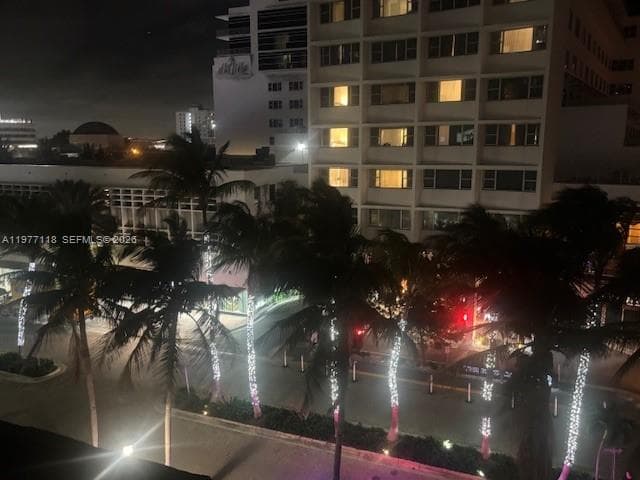 A11977118 — Miami Beach — 14