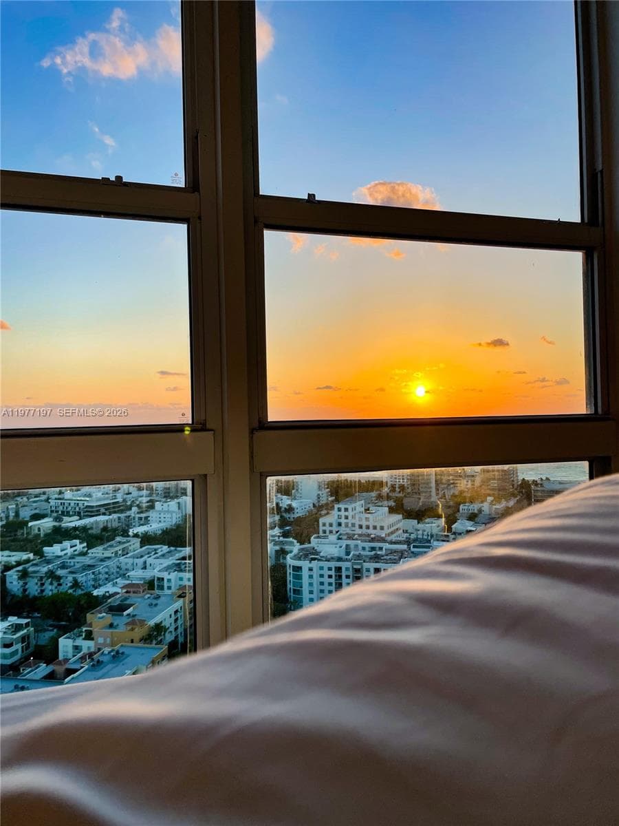A11977197 — Miami Beach — 17