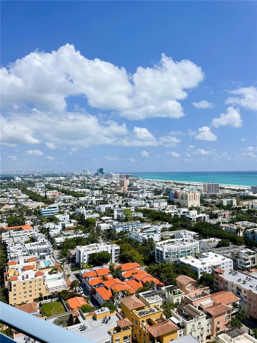 A11977197 — Miami Beach — 9