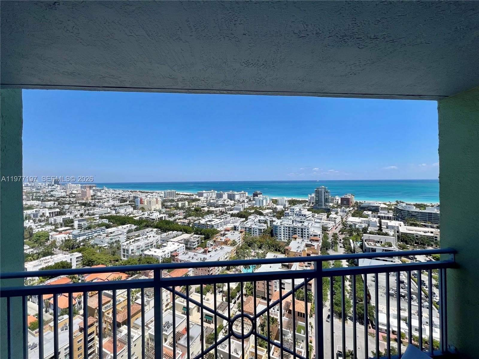 A11977197 — Miami Beach — 29