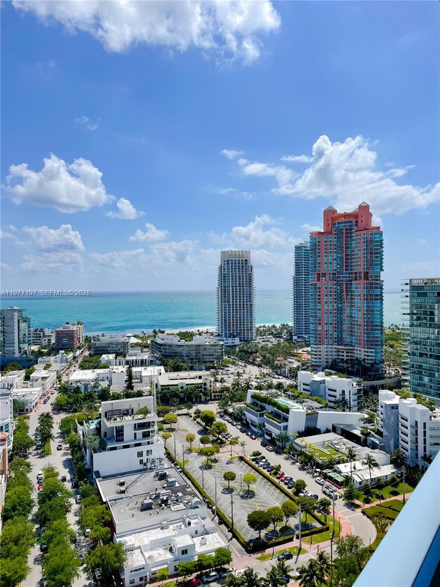 A11977197 — Miami Beach — 8