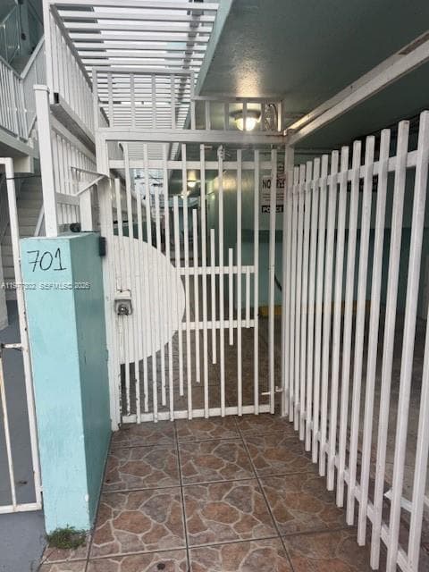 A11977302 — Miami Beach — 4