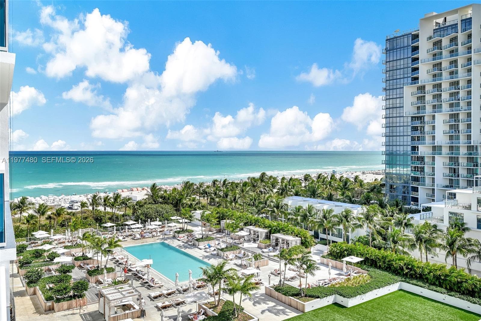 A11977480 — Miami Beach — 2