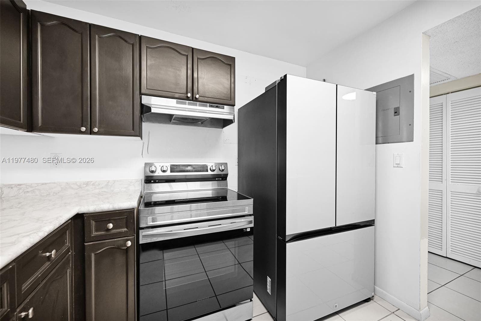 A11977480 — Miami Beach — 4