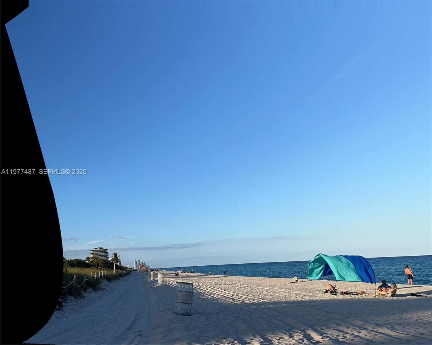 A11977487 — Miami Beach — 31