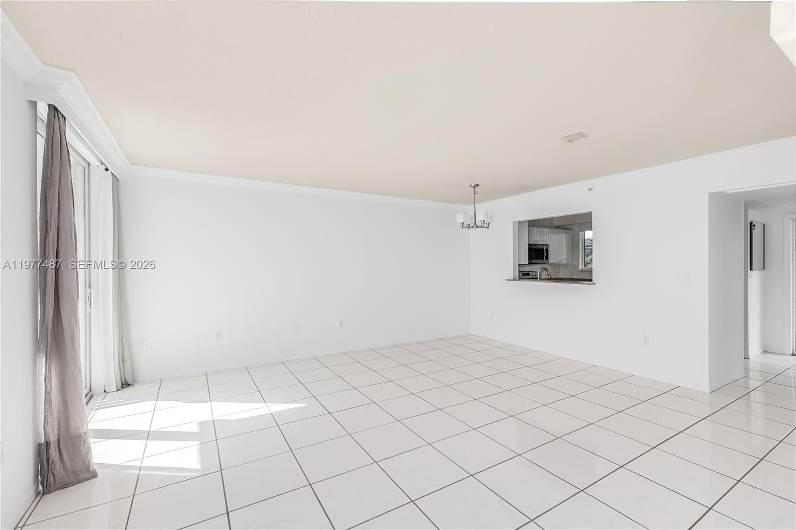 A11977487 — Miami Beach — 8