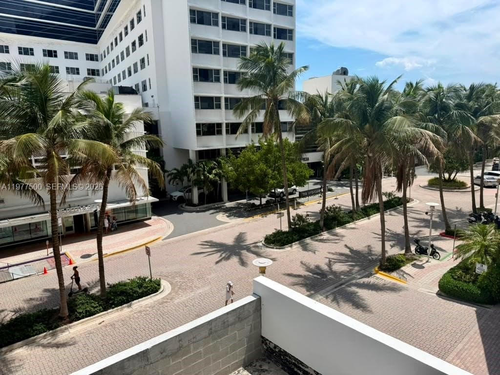 A11977500 — Miami Beach — 11