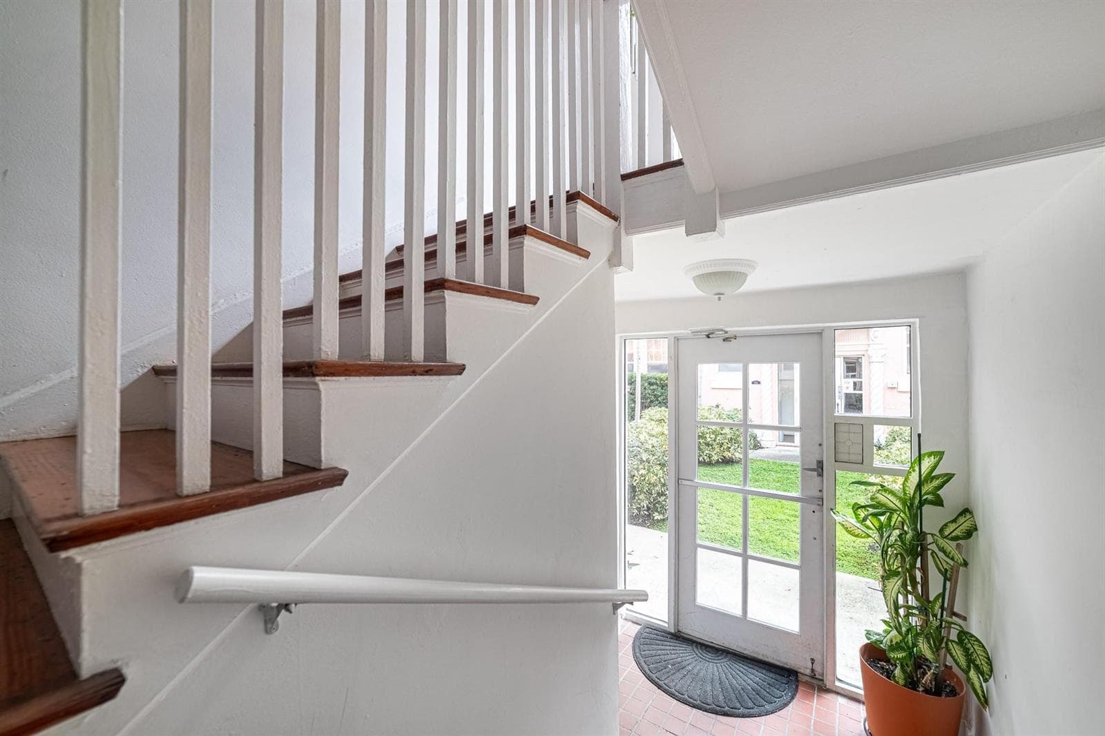 F10556465 — Miami Beach — 3