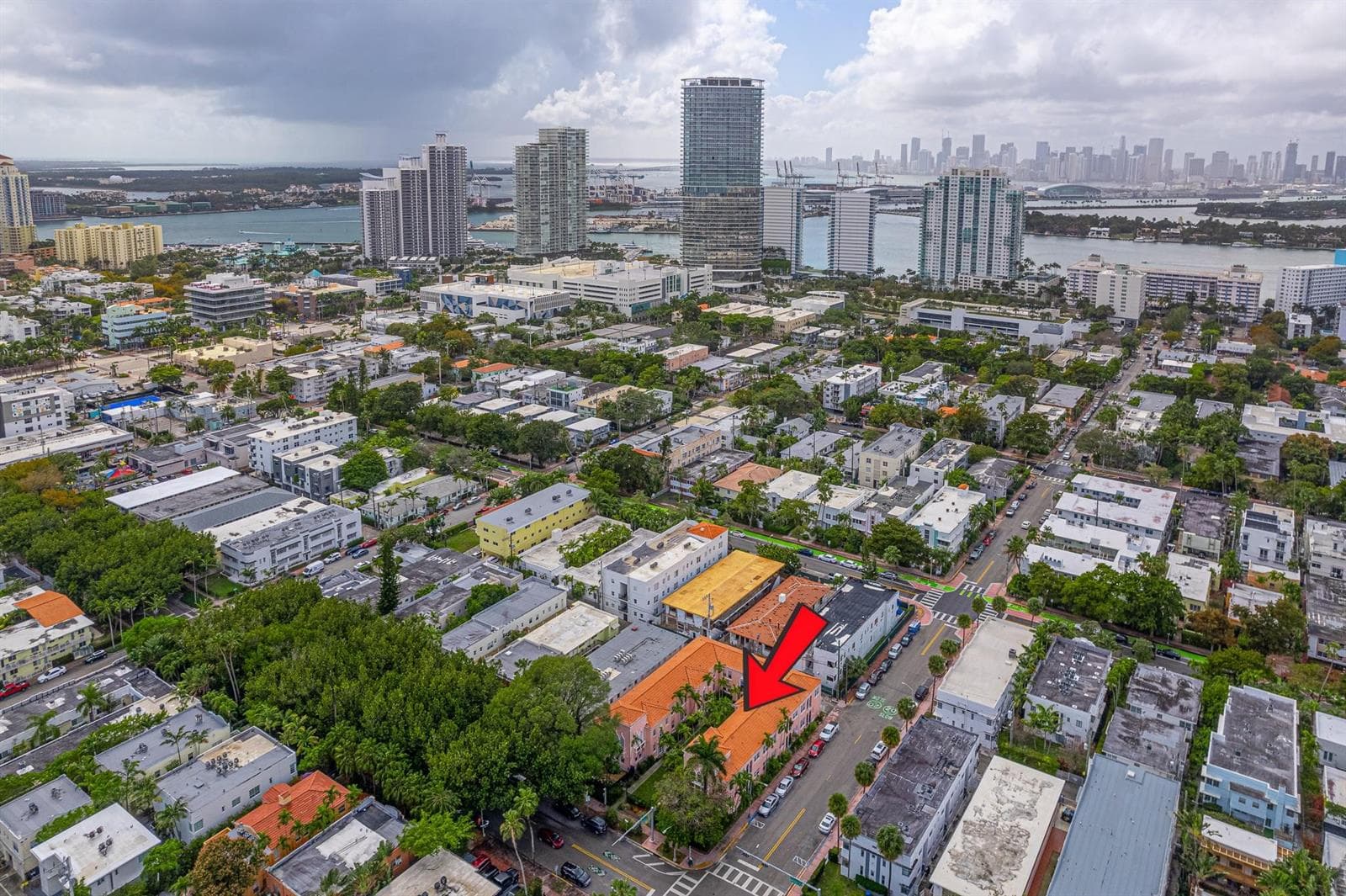 F10556465 — Miami Beach — 14