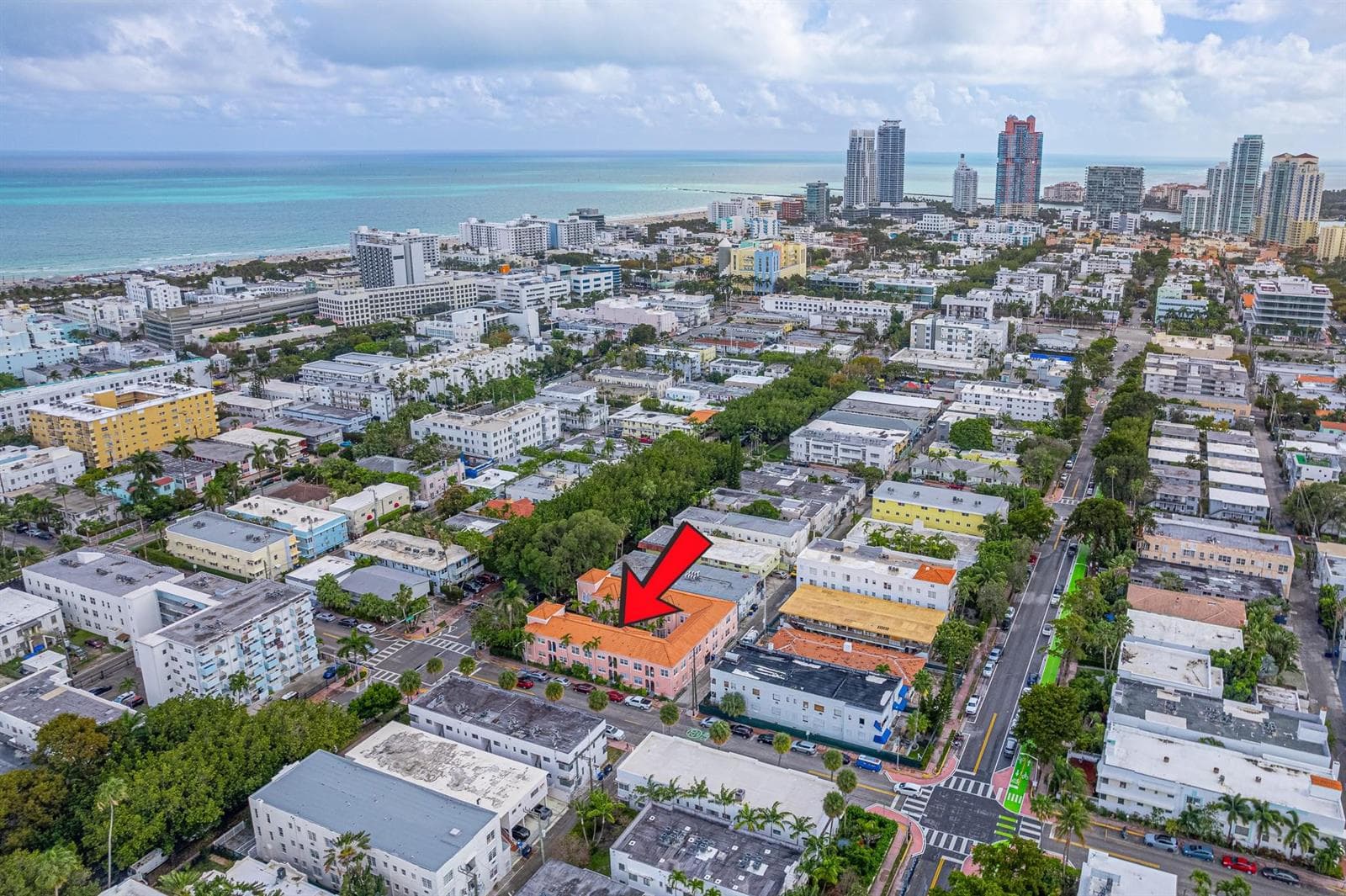 F10556465 — Miami Beach — 18
