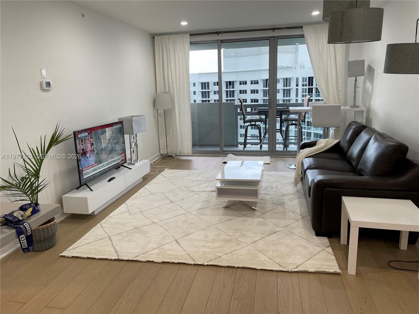 A11977839 — Miami Beach — 5