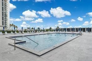 A11977899 — Miami Beach — 23