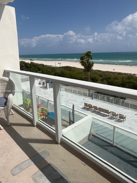 A11977899 — Miami Beach — 4