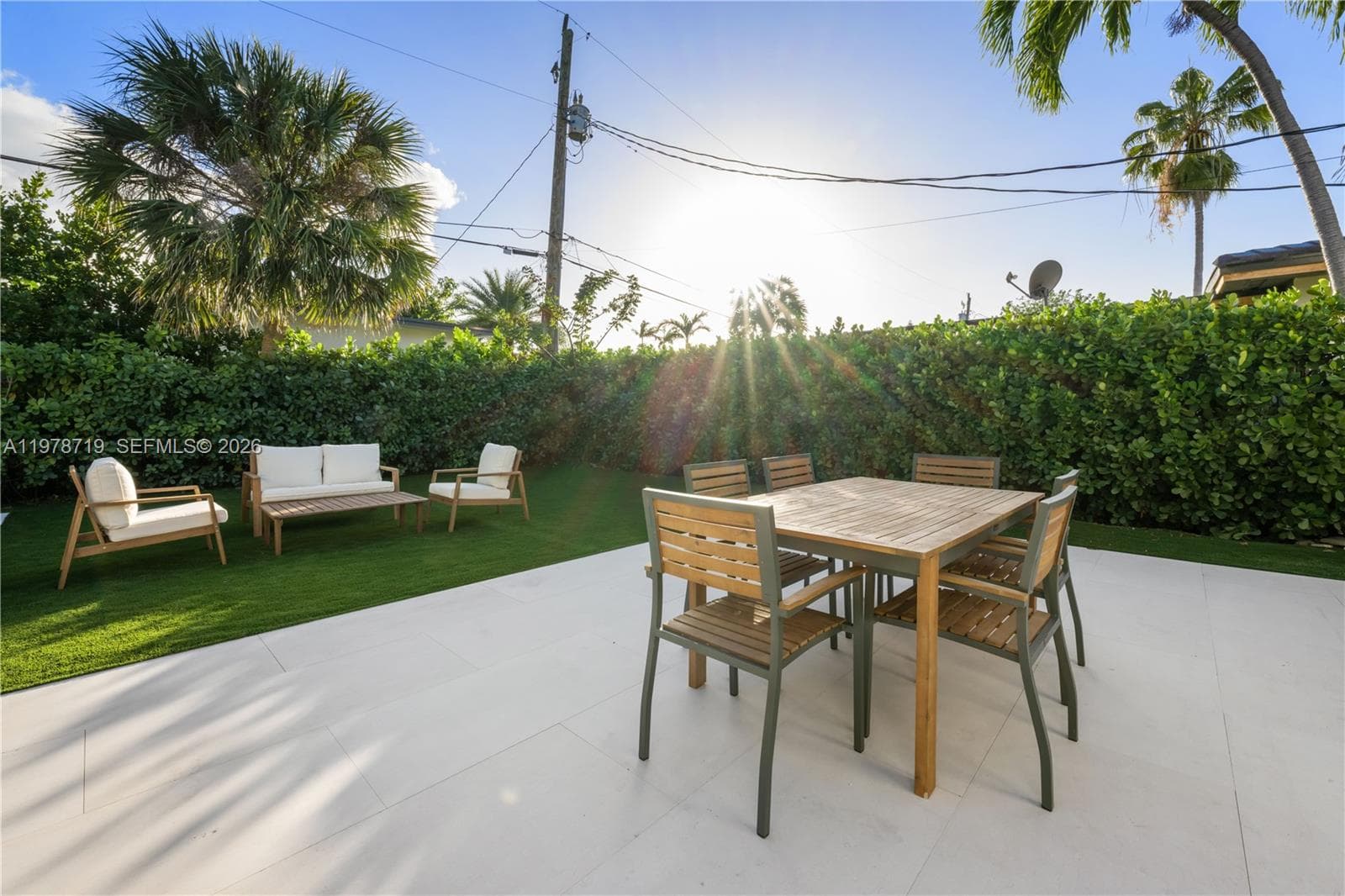 A11978719 — Miami Beach — 20