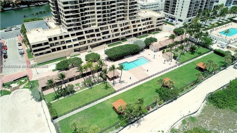A11978798 — Miami Beach — 7
