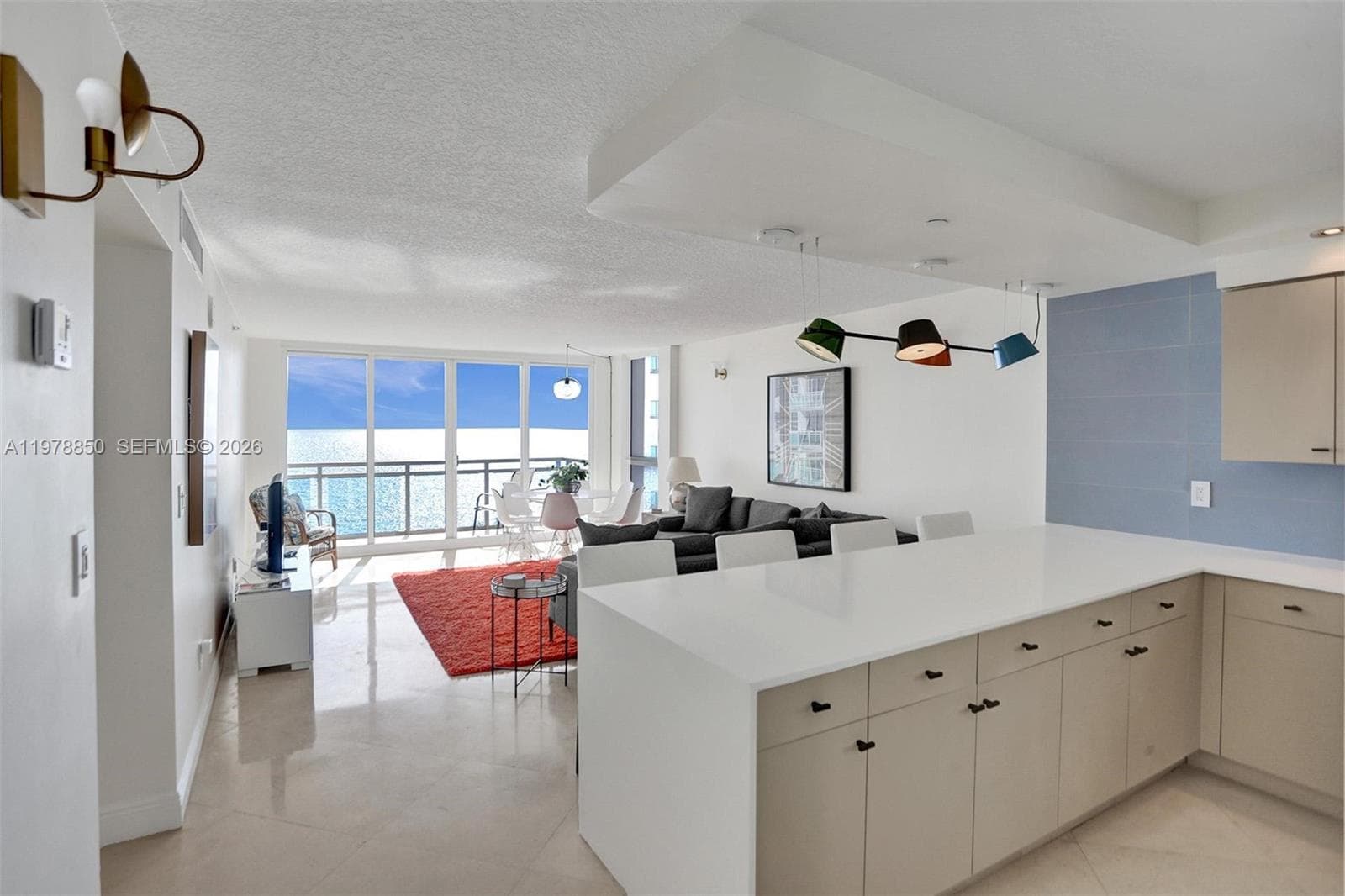 A11978850 — Miami Beach — 23