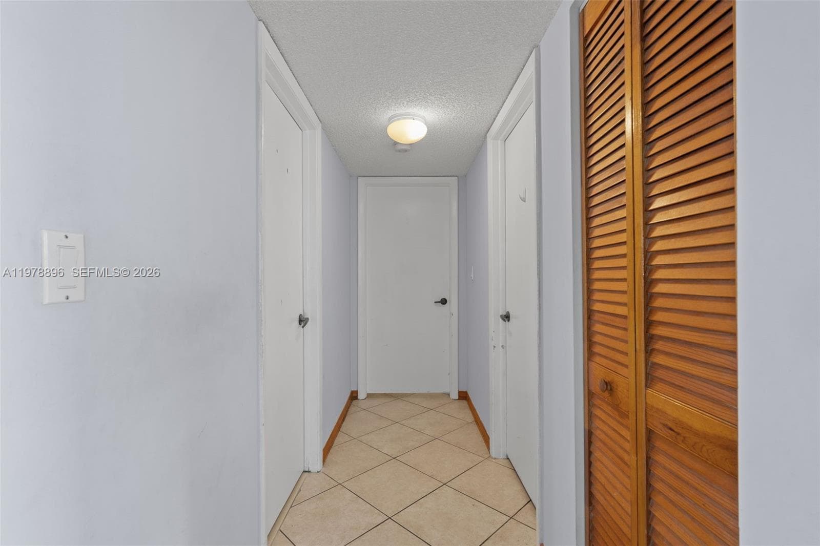 A11978896 — Miami Beach — 9