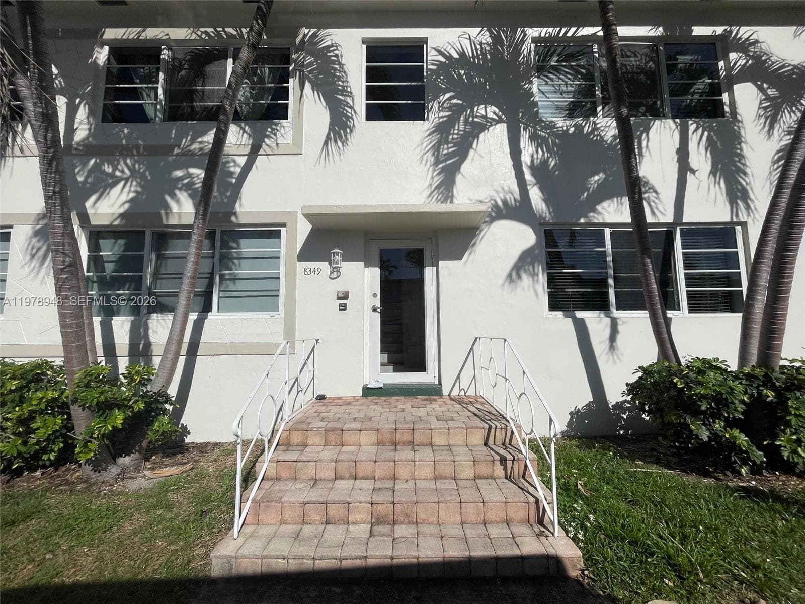 A11978948 — Miami Beach — 4