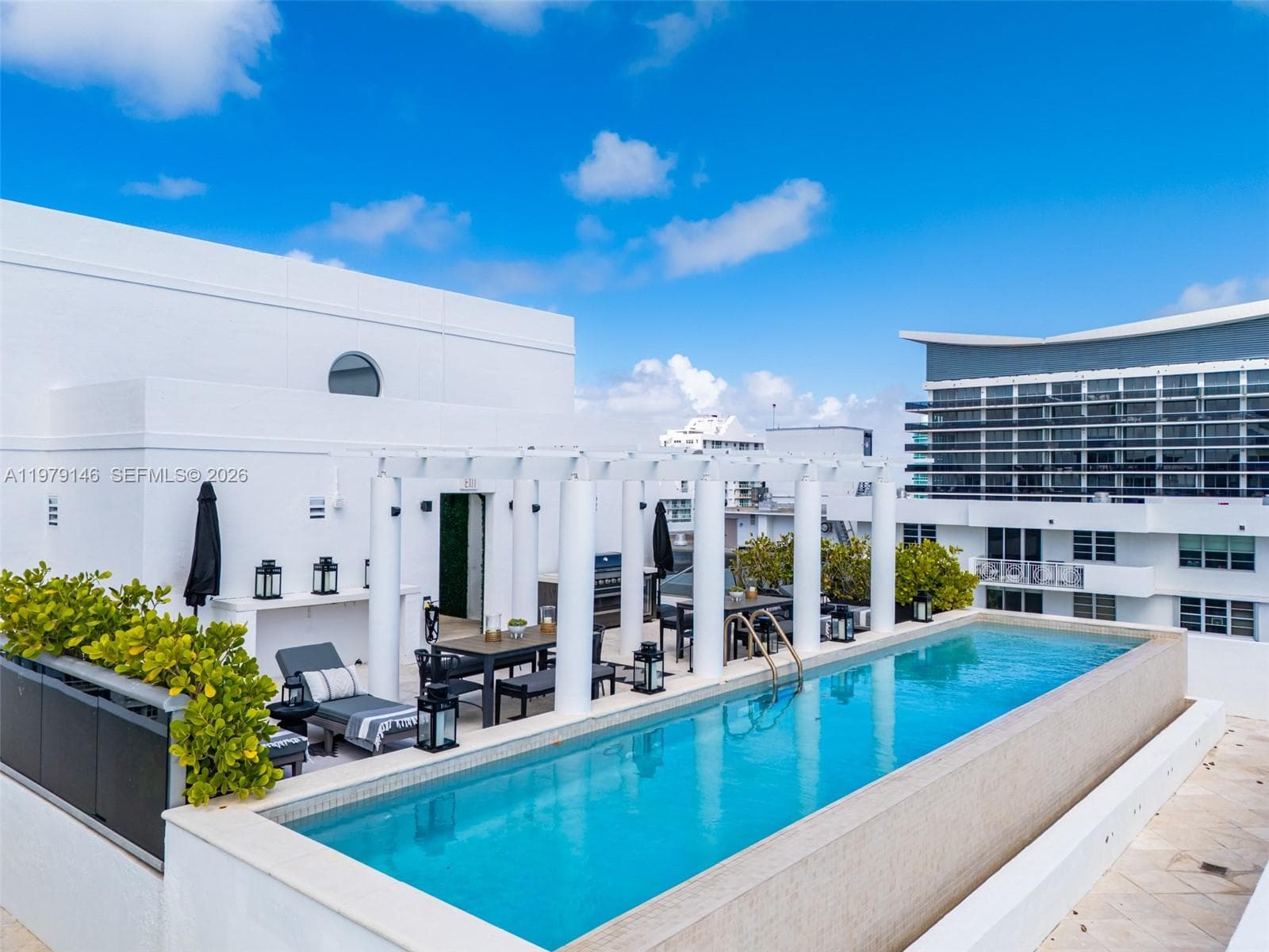 A11979146 — Miami Beach — 13