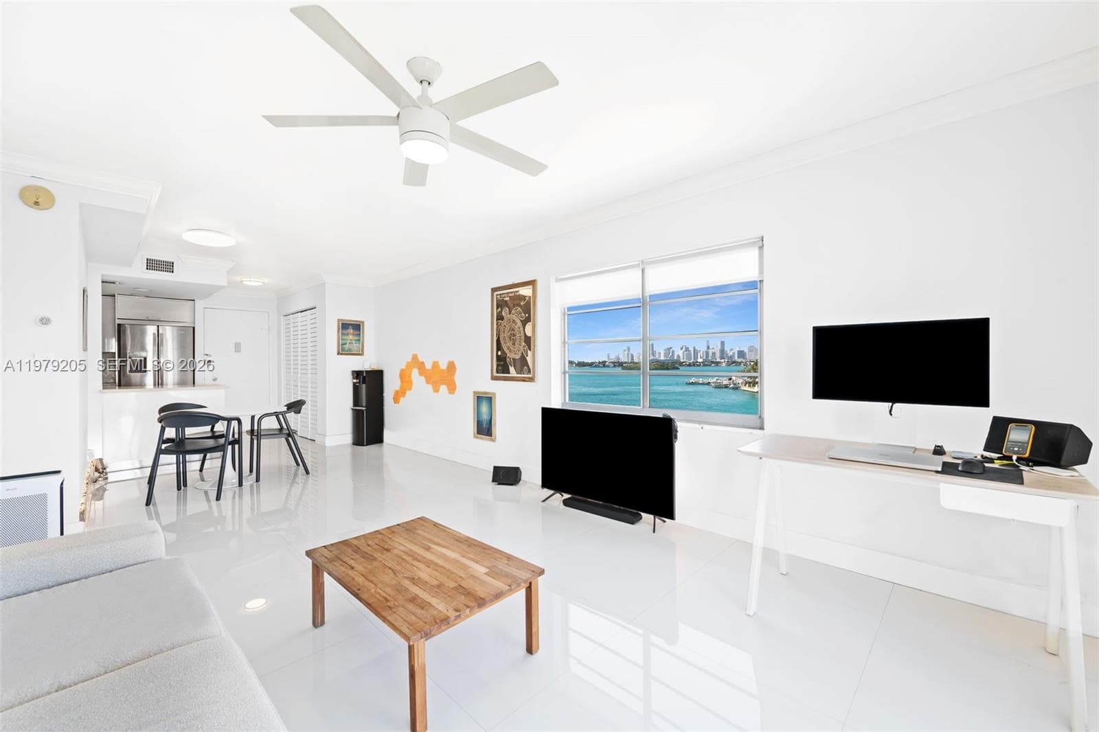 A11979205 — Miami Beach — 3