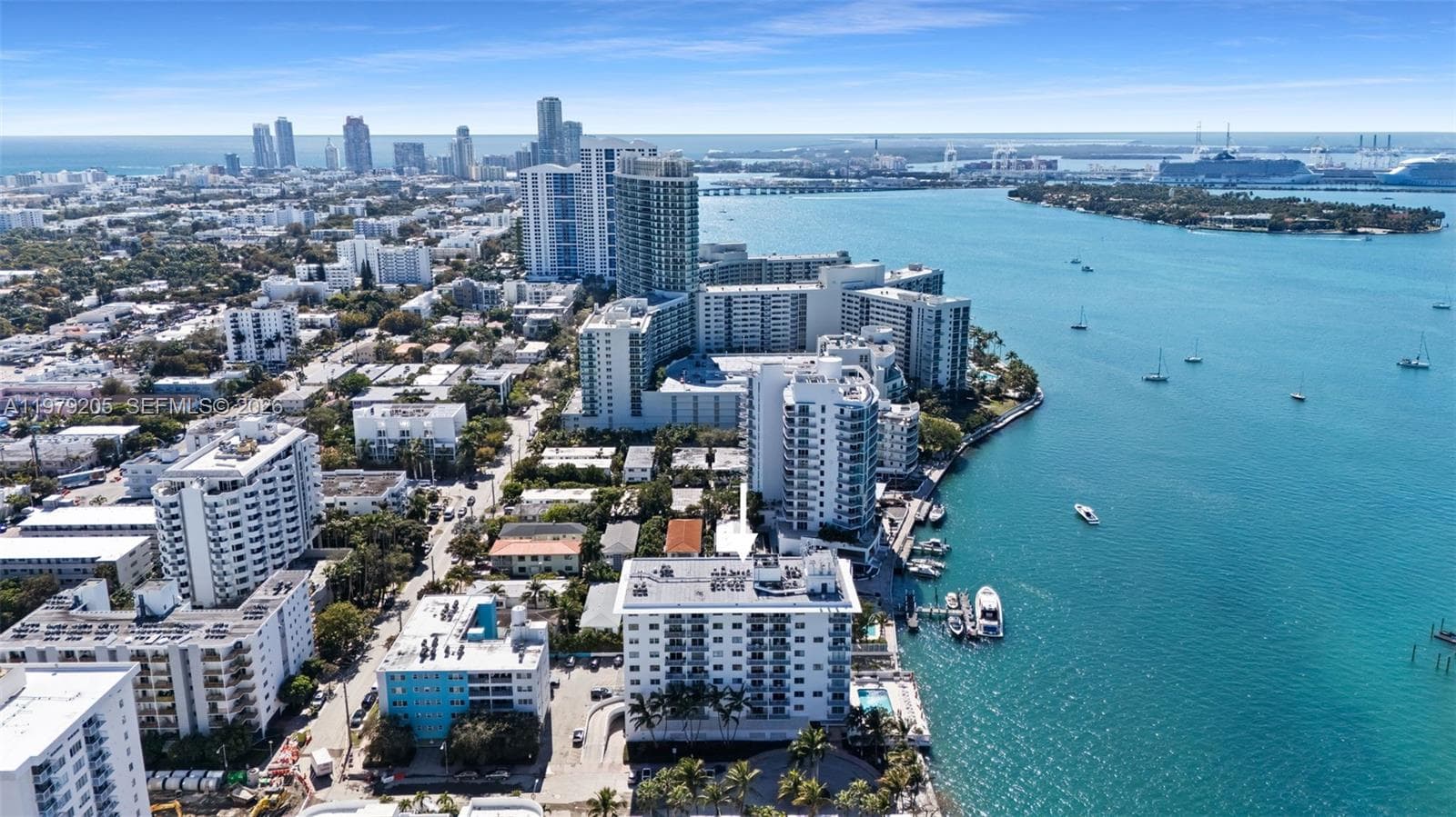 A11979205 — Miami Beach — 14