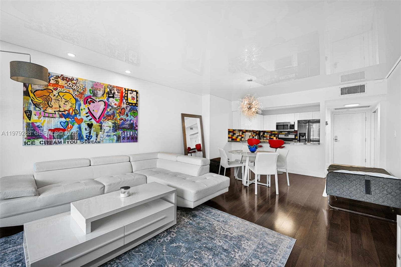A11979288 — Miami Beach — 6