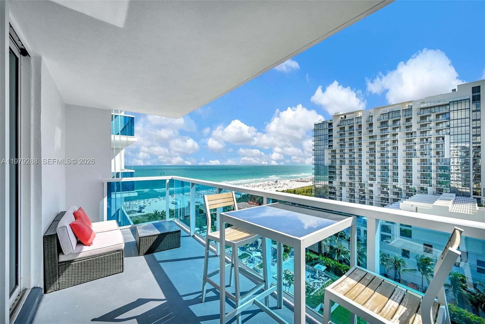 A11979288 — Miami Beach — 26