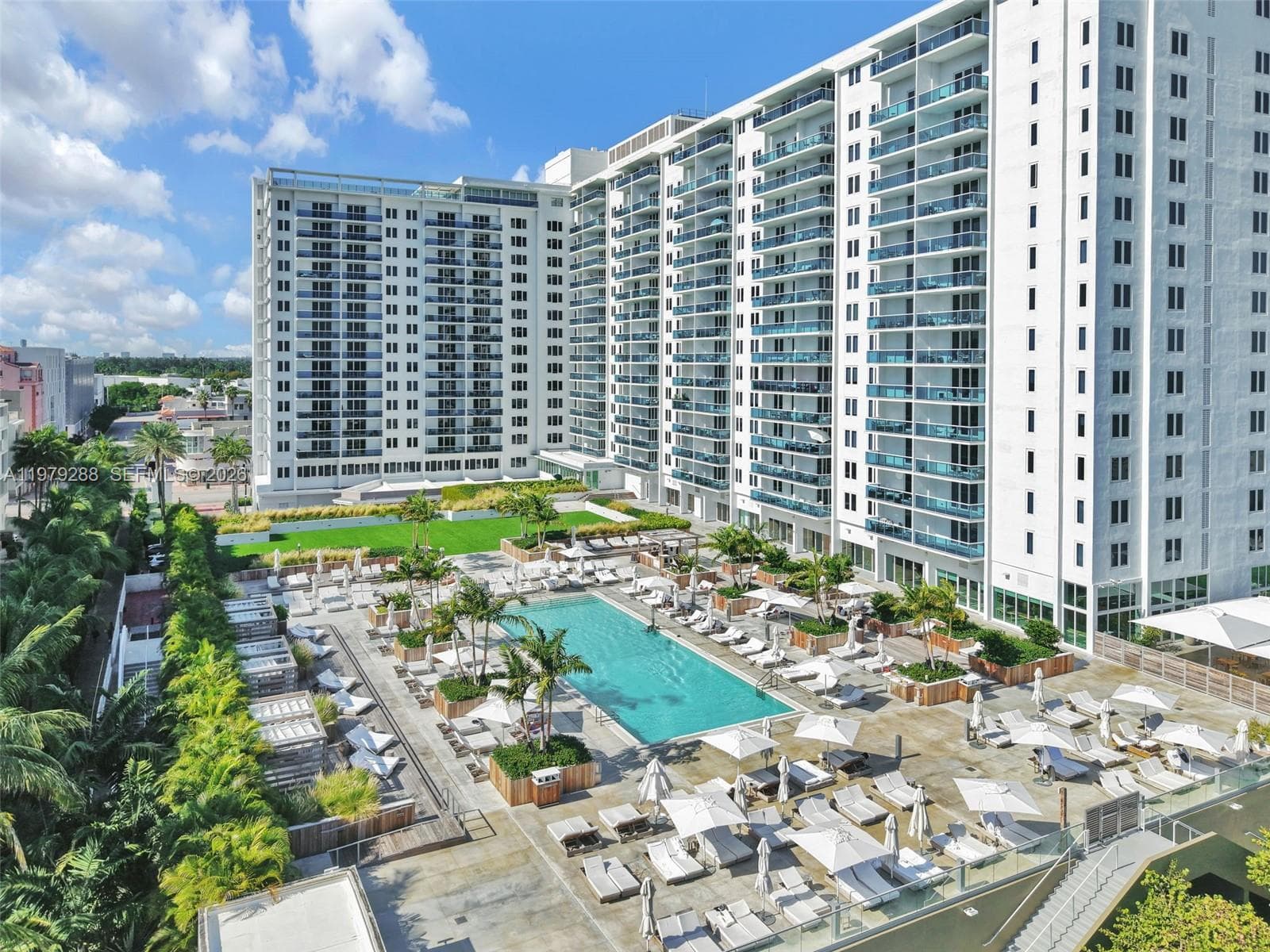 A11979288 — Miami Beach — 31