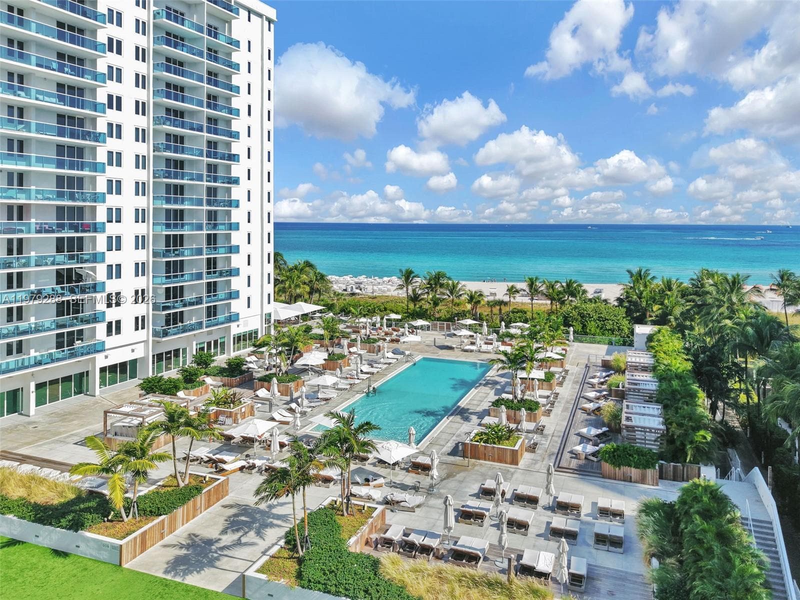 A11979288 — Miami Beach — 29