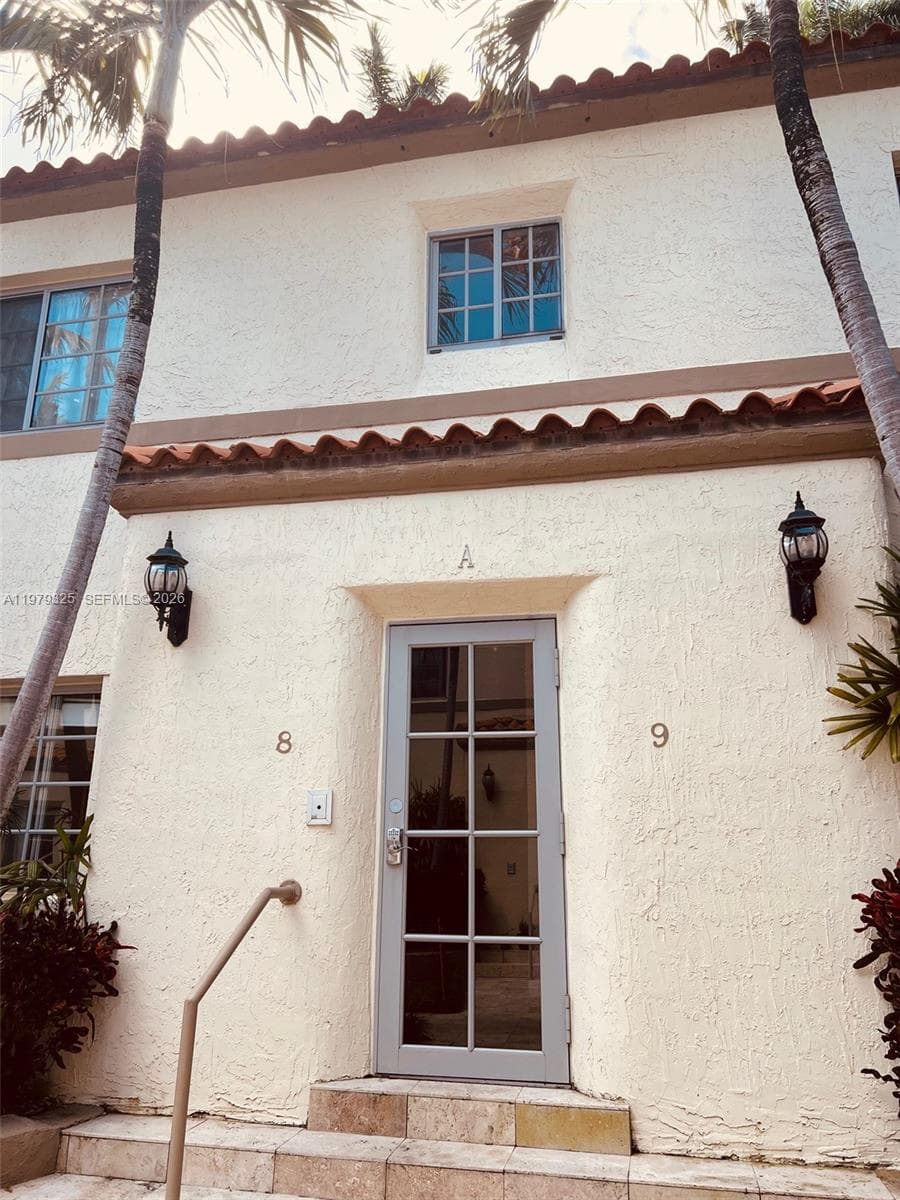 A11979325 — Miami Beach — 4