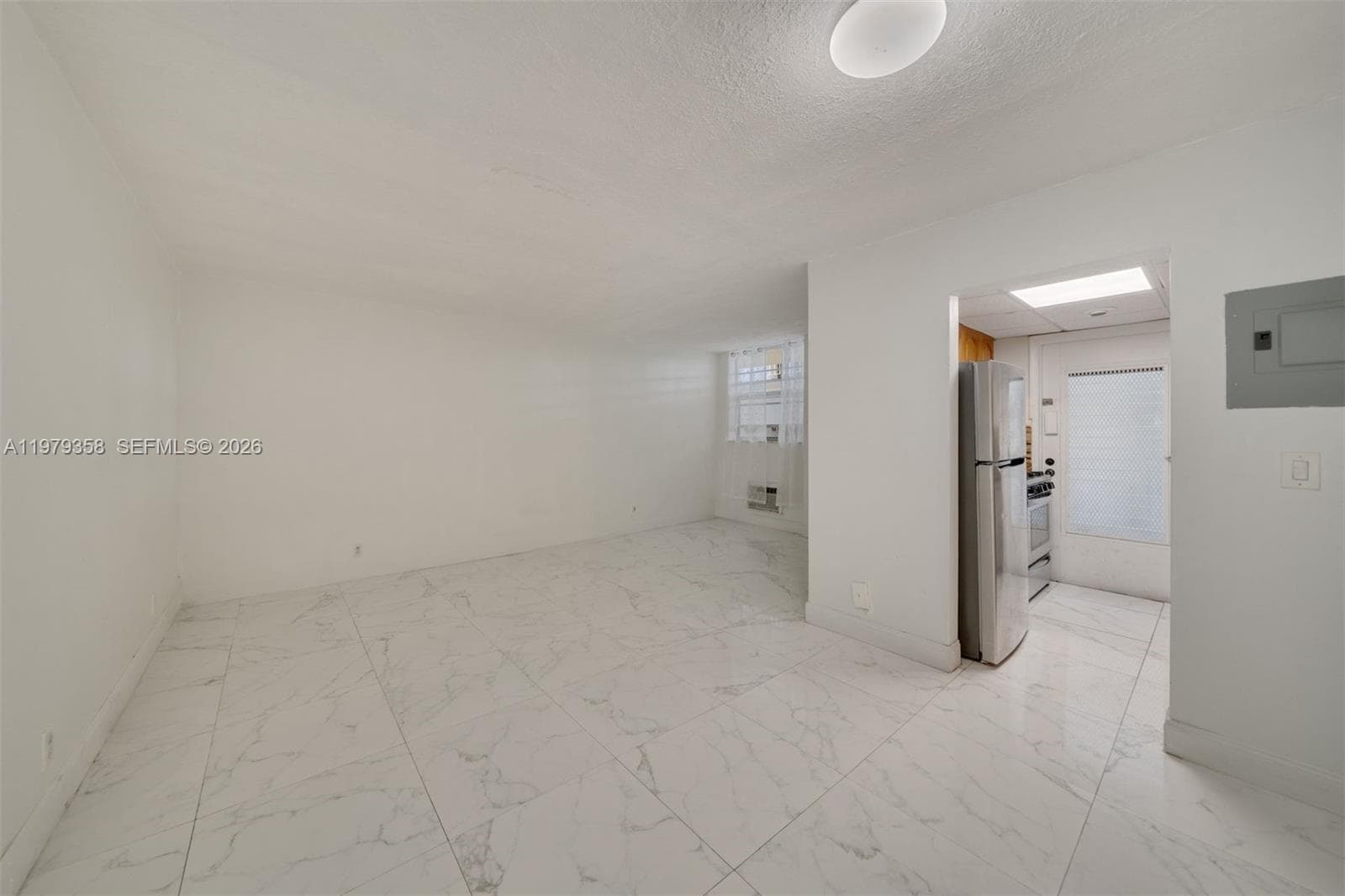 A11979358 — Miami Beach — 6