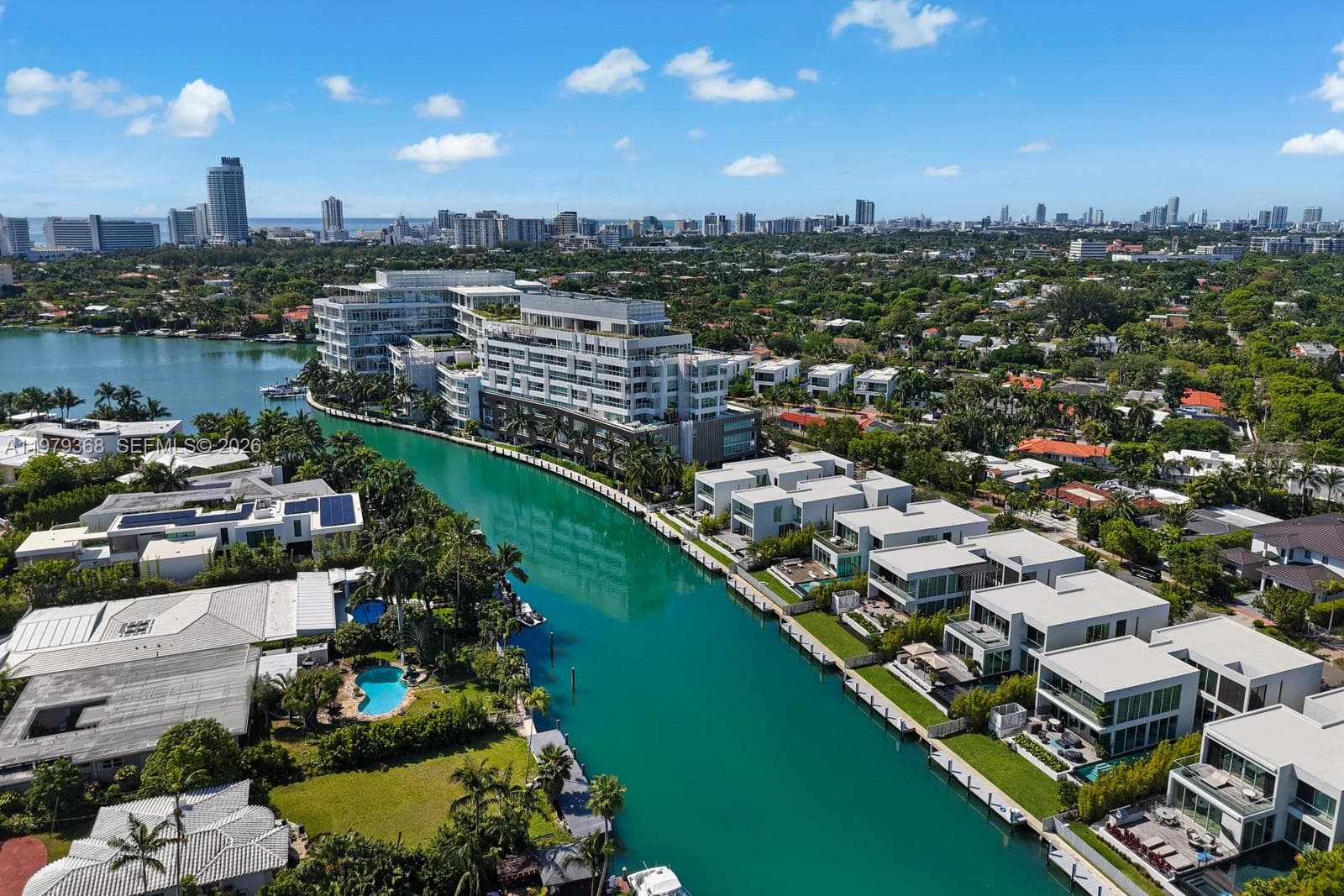A11979368 — Miami Beach — 51