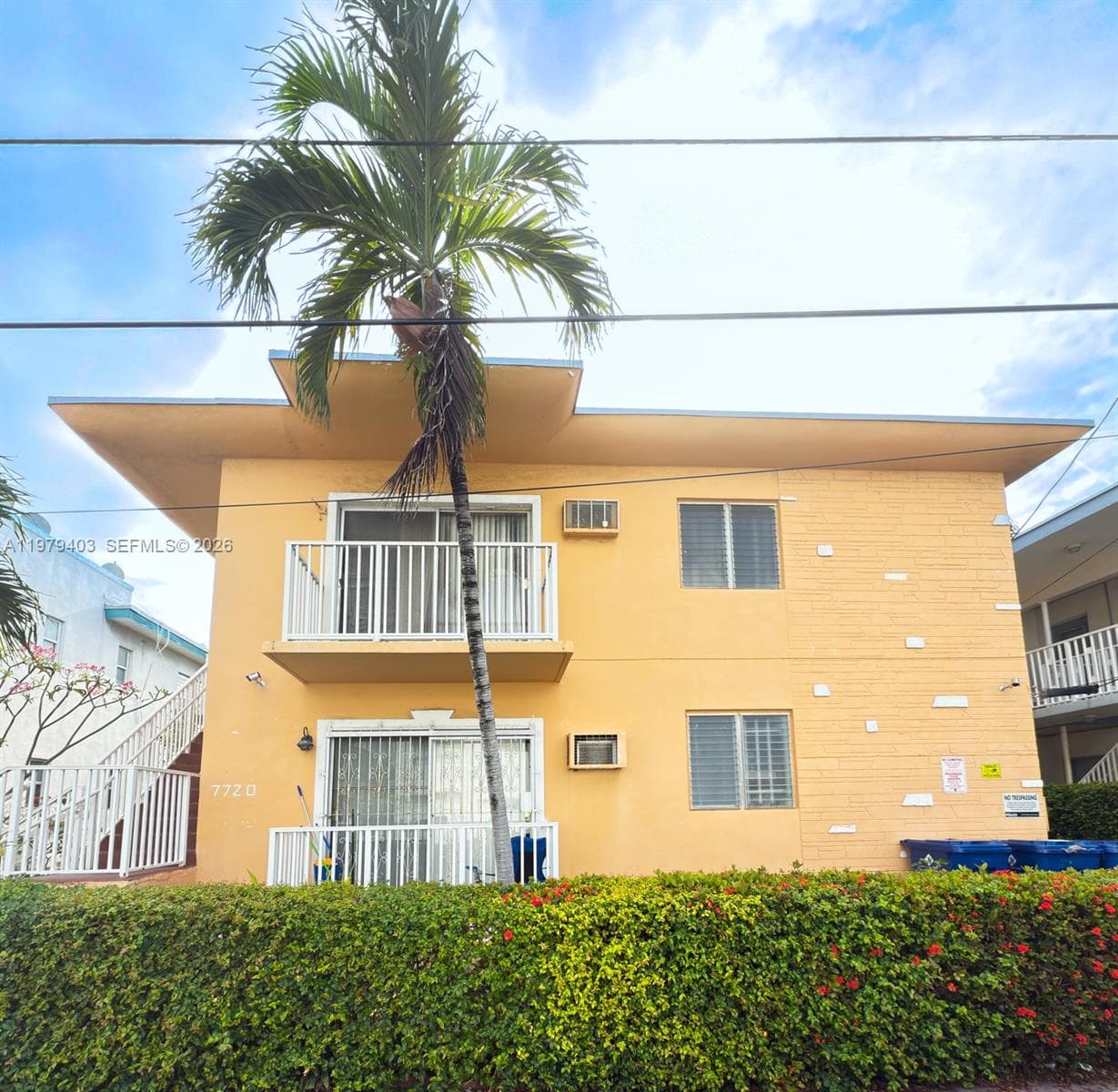 A11979403 — Miami Beach — 2