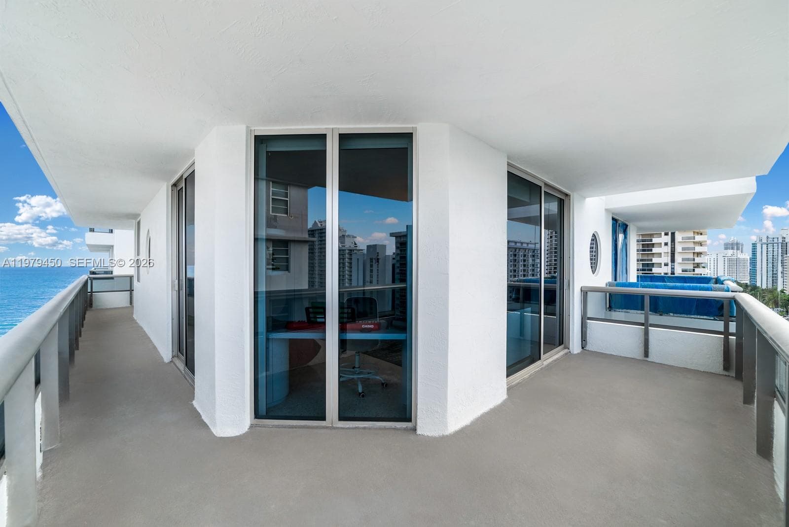A11979450 — Miami Beach — 57