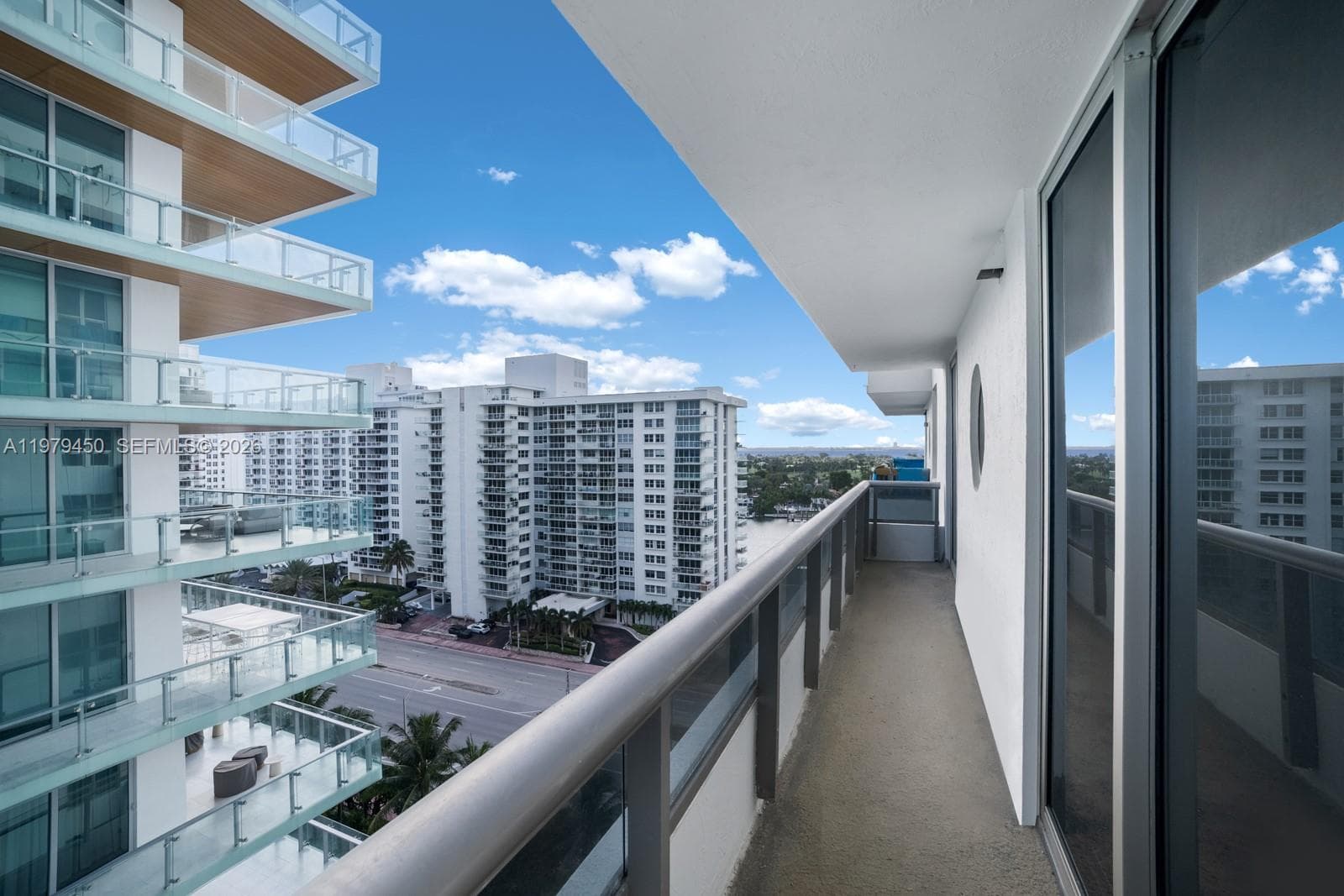 A11979450 — Miami Beach — 61