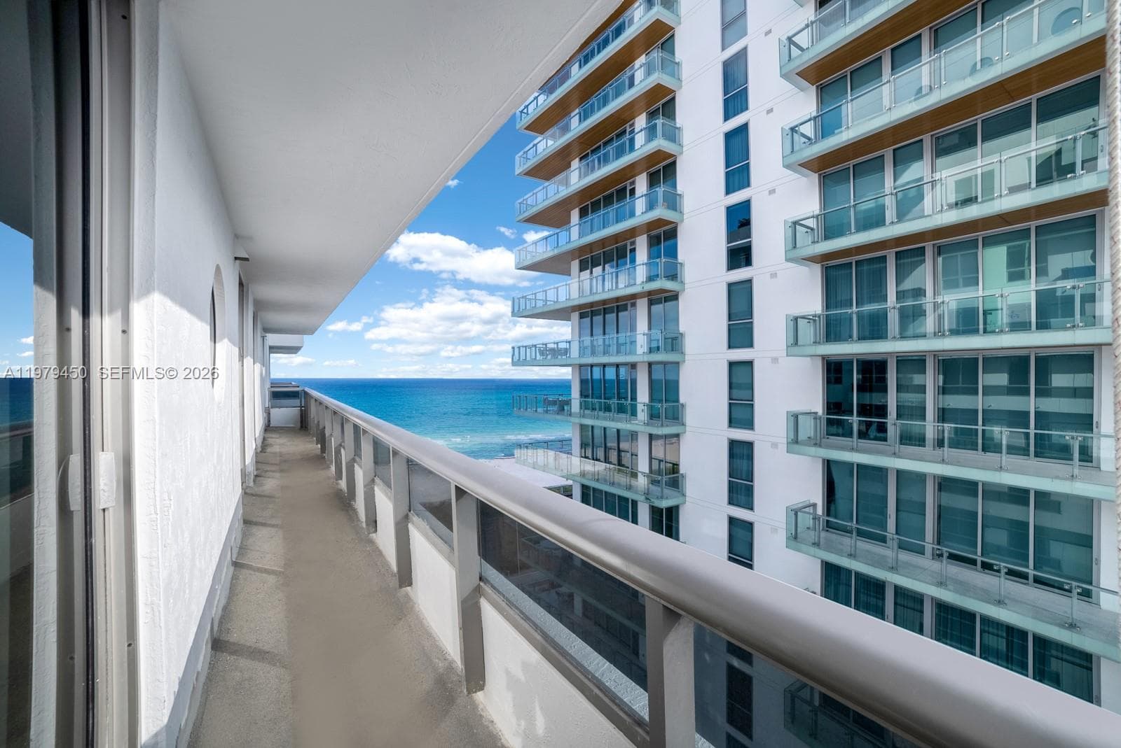 A11979450 — Miami Beach — 59