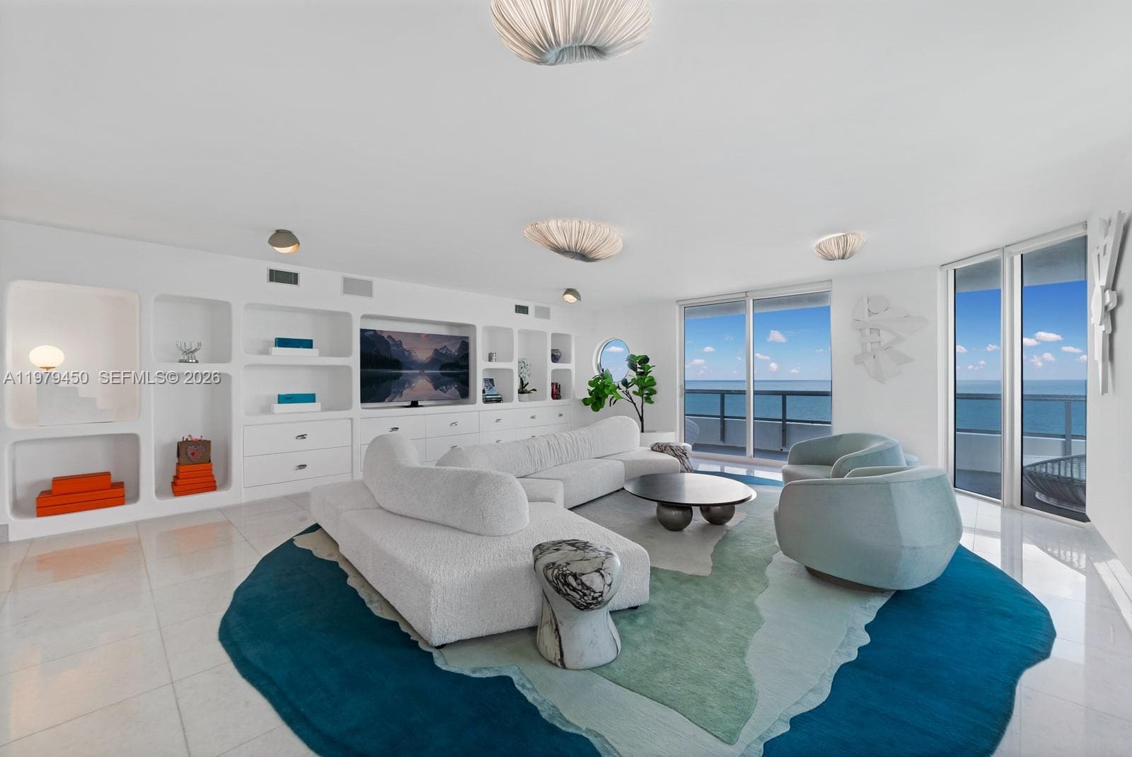 A11979450 — Miami Beach — 4