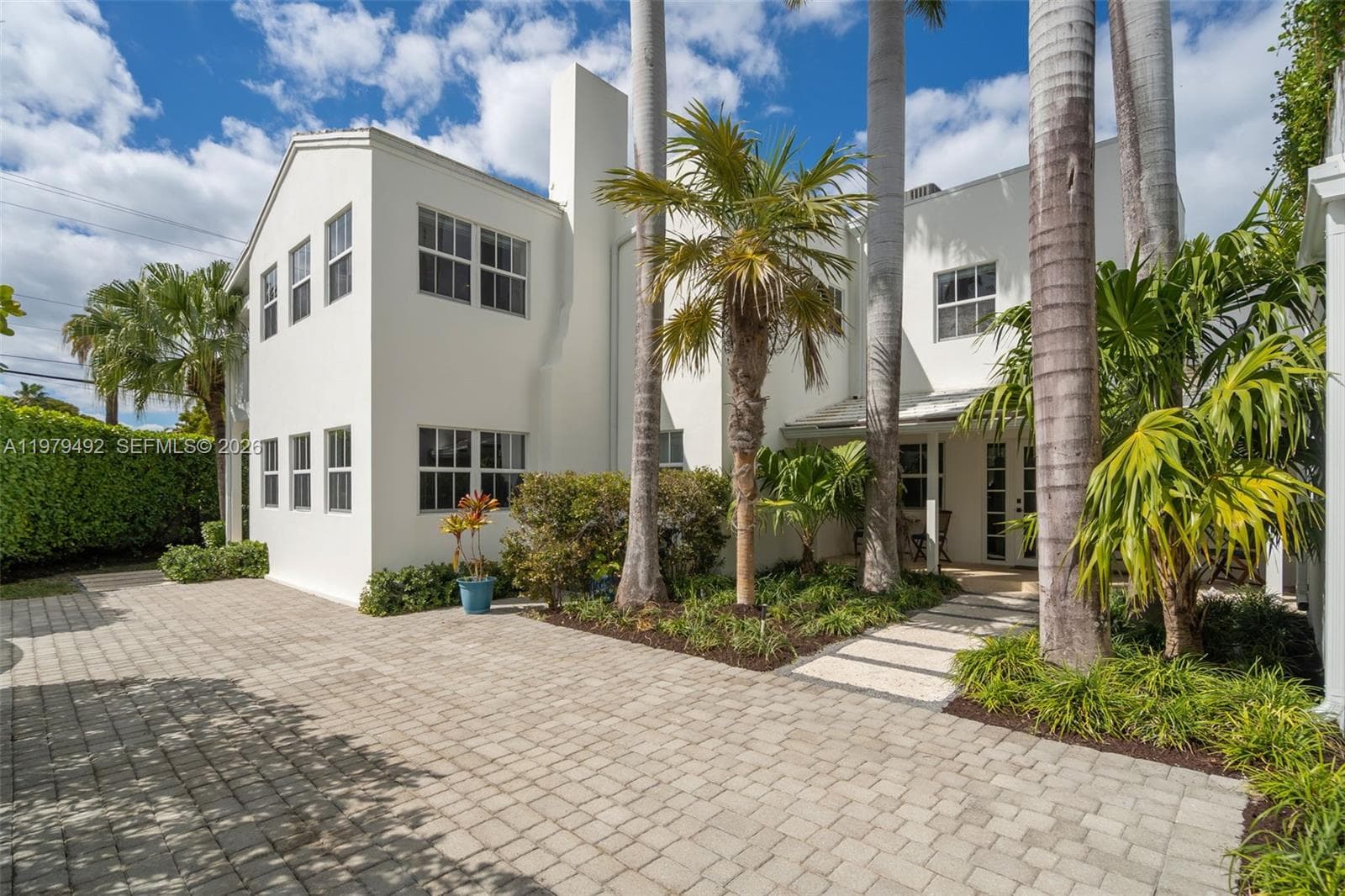 A11979492 — Miami Beach — 3