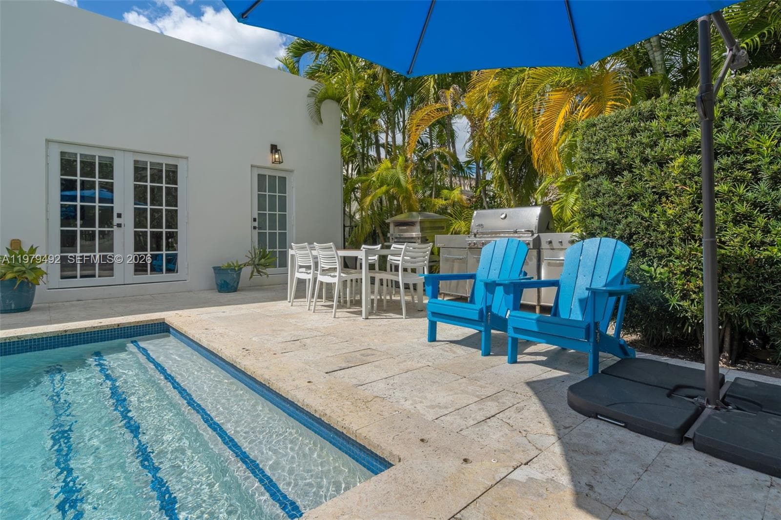 A11979492 — Miami Beach — 45