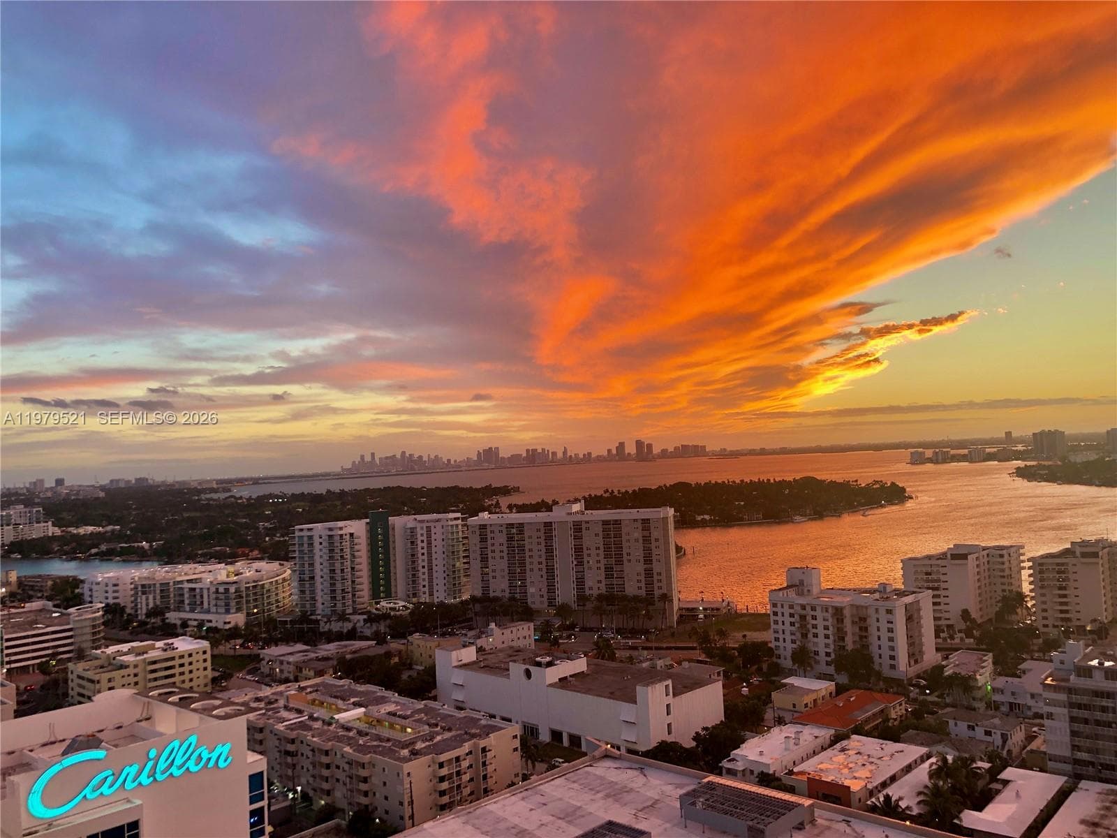 A11979521 — Miami Beach — 27