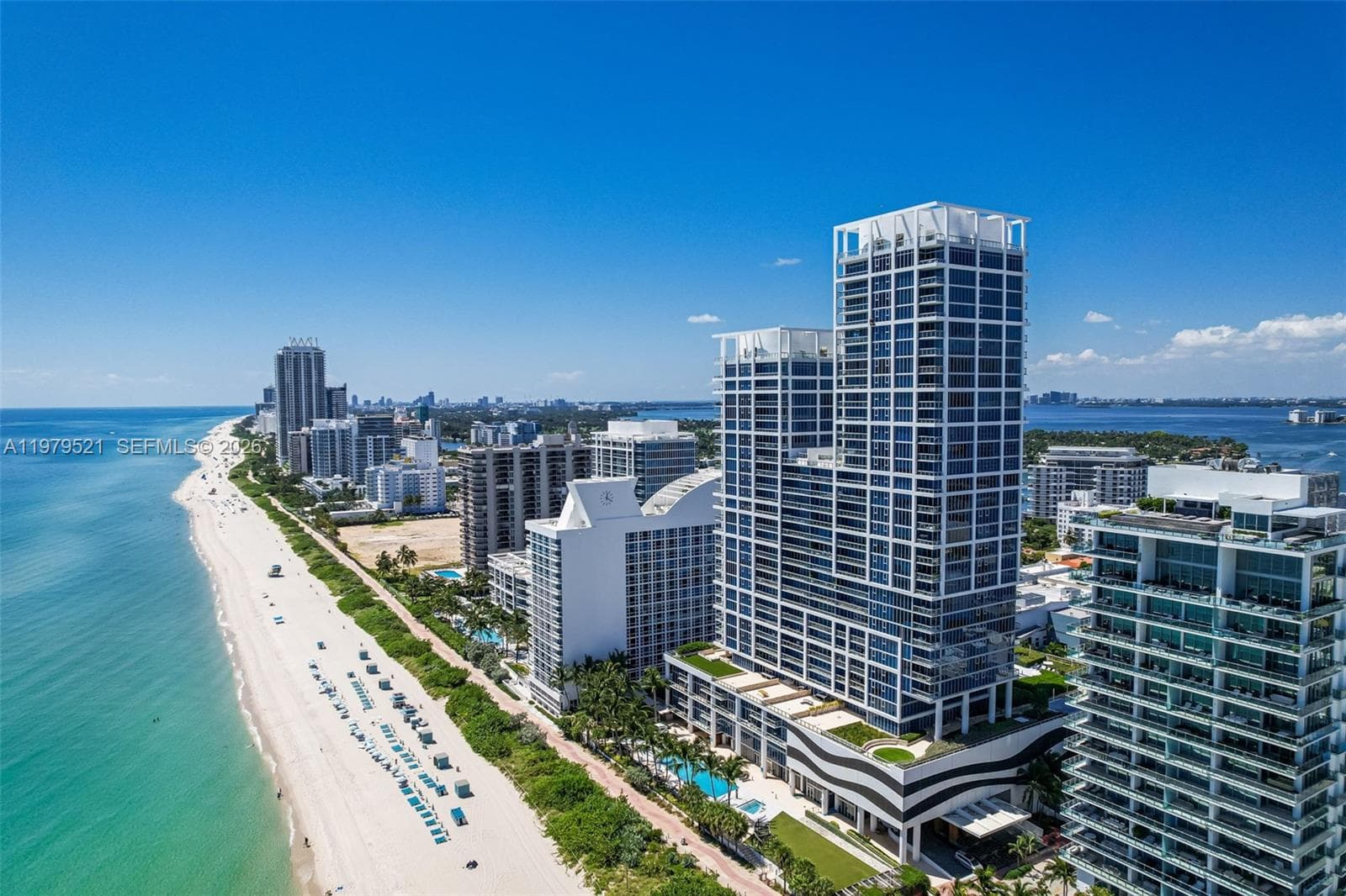 A11979521 — Miami Beach