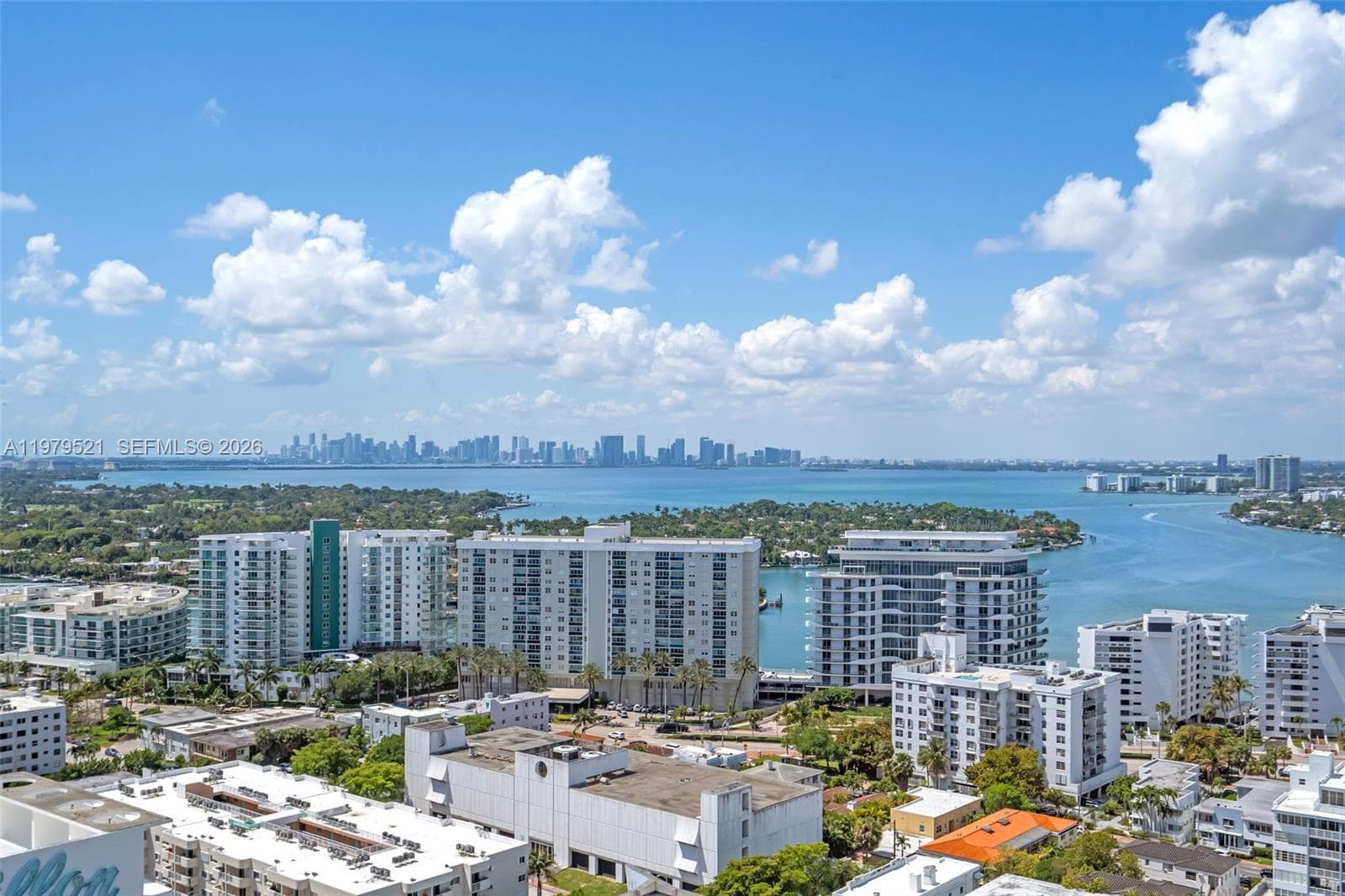 A11979521 — Miami Beach — 28