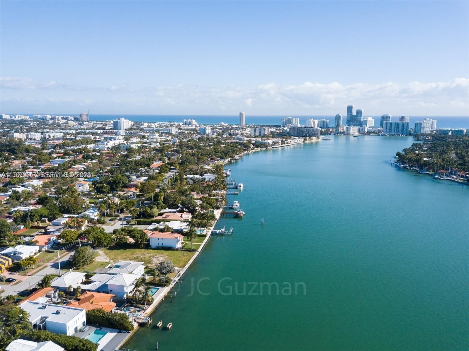 A11979577 — Miami Beach — 16