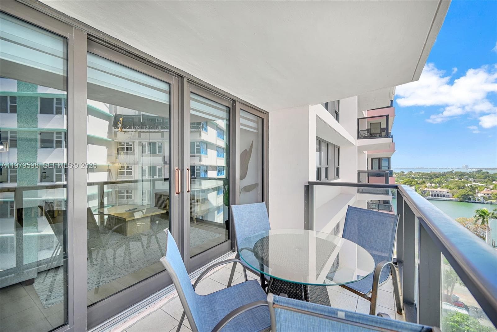A11979598 — Miami Beach — 4