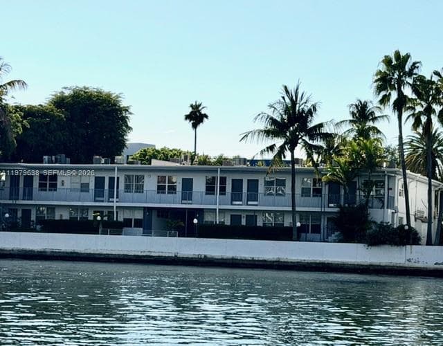 A11979638 — Miami Beach — 26